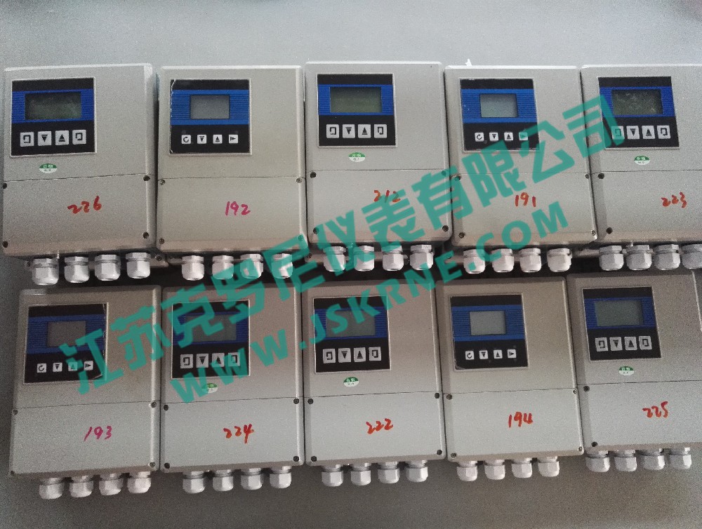 LDE型電磁流量計(jì)分體表頭